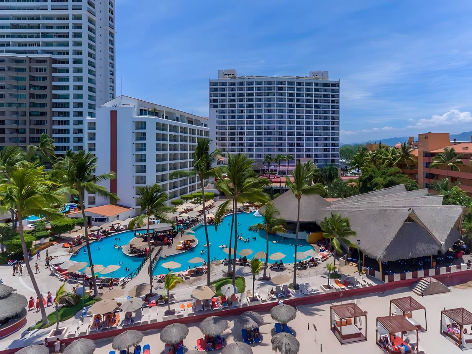 Luxury villa by the sea in Puerto Vallarta — High End